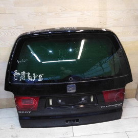 Крышка багажника 2003г.в. seat alhambra