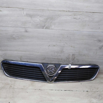 Решётка радиатора Opel Vectra C английская версия