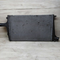 Радиатор интеркулера Audi A6 C5 2.5 TDI