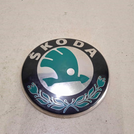 Эмблема Skoda yeti  