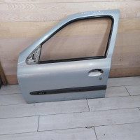 Дверь передняя левая Renault Clio II 