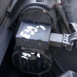 Моторчик управление заслонкой печки 2.5tdi BMW Е39 99г.в. для ДВС М51