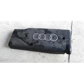 Крышка клапанная правая Audi a8 d2