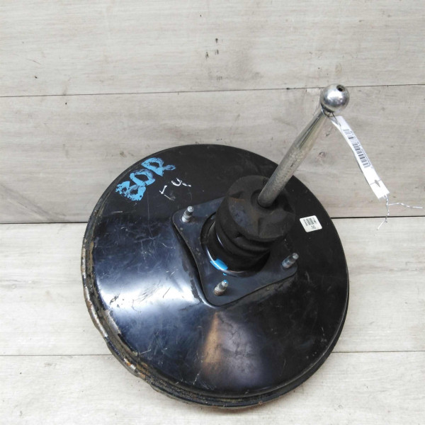 Вакуумный усилитель тормозов фольксваген т4. Вакуумный усилитель golf 6. Тормозной усилитель фольксваген пассат. Вакуумный усилитель гольф 3. Вакуумный усилитель тормозов фольксваген пассат б5 1.