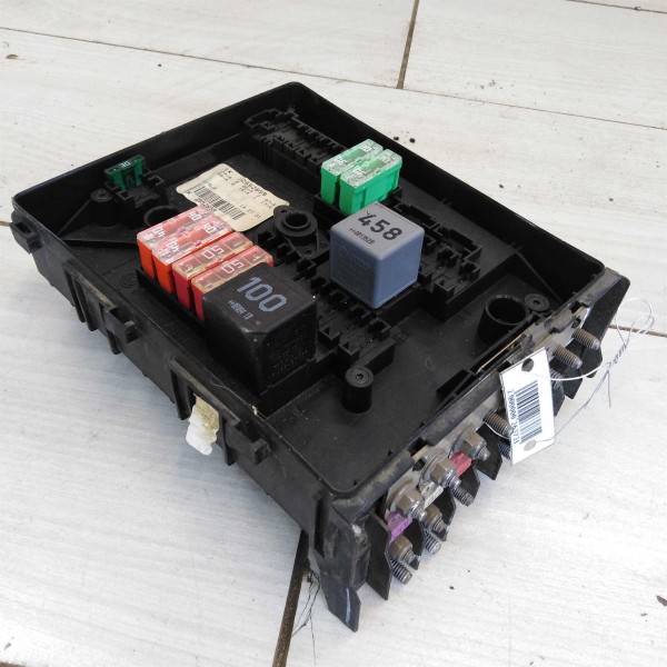 Блок реле volkswagen jetta 5. Блок предохранителей джетта 5. Предохранители фольксваген джетта 5. Блок предохранителей volkswagen jetta 5. Предохранители jetta va3.